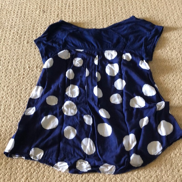 🎉B2GO free🎉 Cute Top - Picture 2 of 3